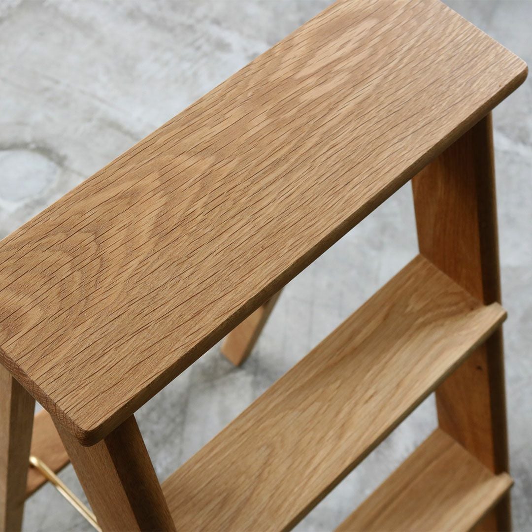 Step Stool［ステップスツール］｜折り畳み式スツール・脚立