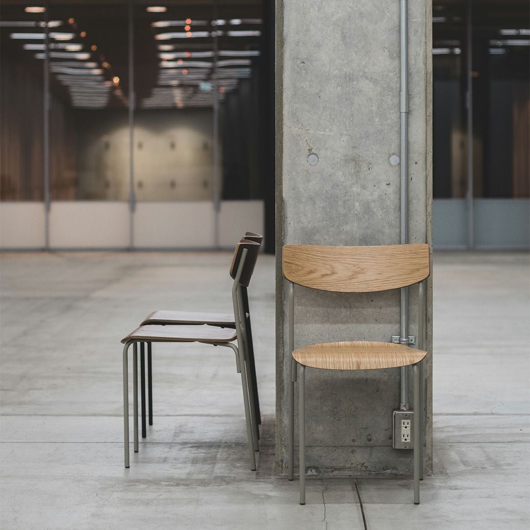 Tsumi Chair［ツミチェア］｜スタッキングチェア｜Narrative - graf