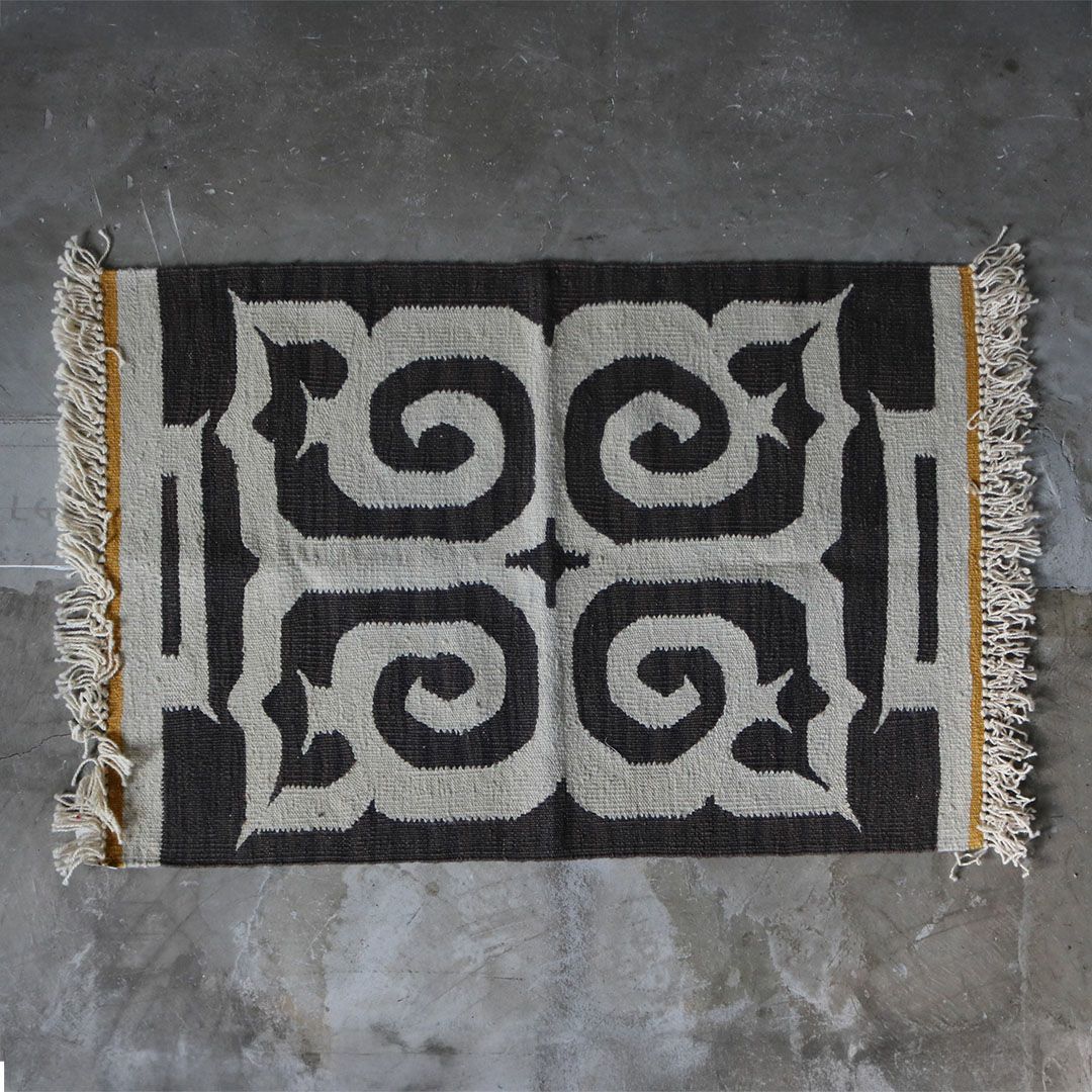 KILIM RUG［キリムラグ］ No,19739｜マット・織物（black