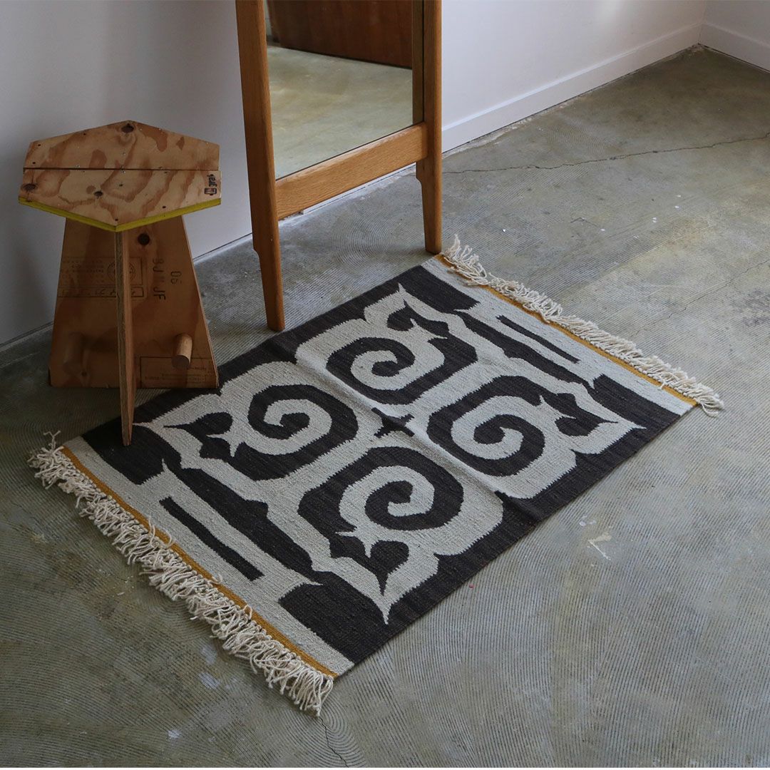 KILIM RUG［キリムラグ］ No,19739｜マット・織物（black